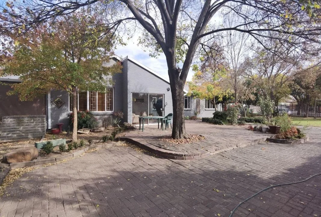 4 Bedroom House for sale in Standerton Central