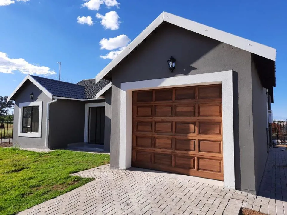 3 Bedroom House for sale in Arcata Estate