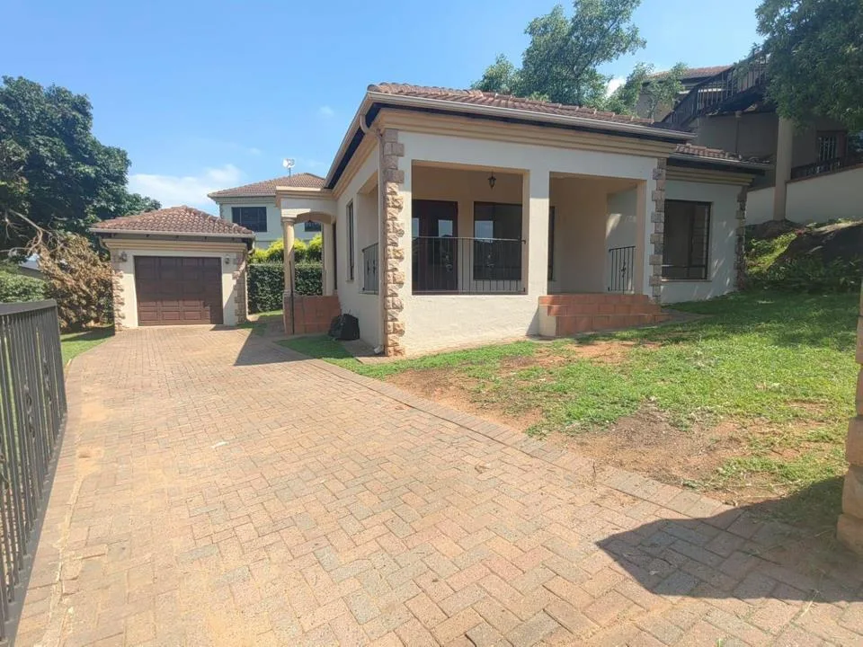 3 Bedroom House to rent in West Acres