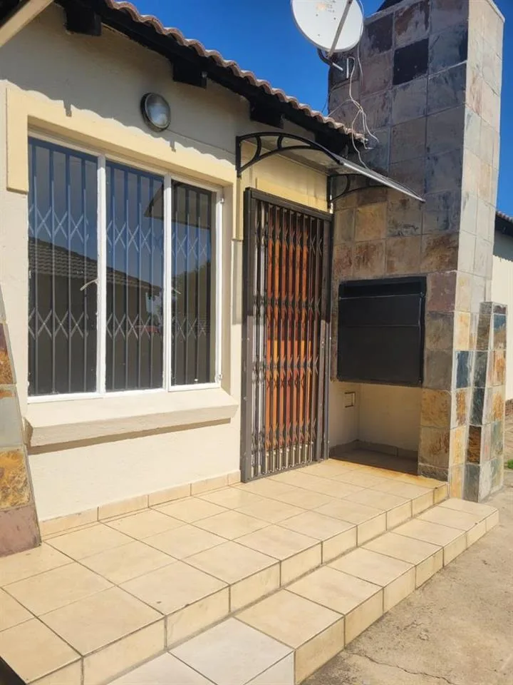 3 Bedroom Townhouse to rent in Reyno Ridge
