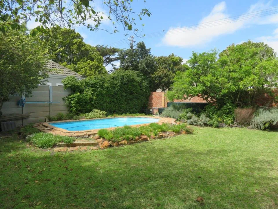 1 Bedroom Apartment / flat to rent in Bergvliet