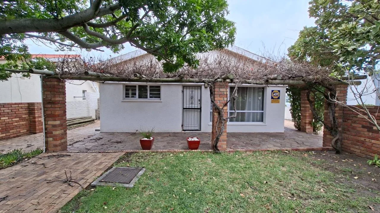 3 Bedroom House to rent in Voelklip