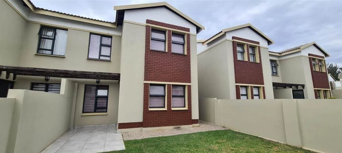 3 Bedroom Townhouse to rent in Equestria