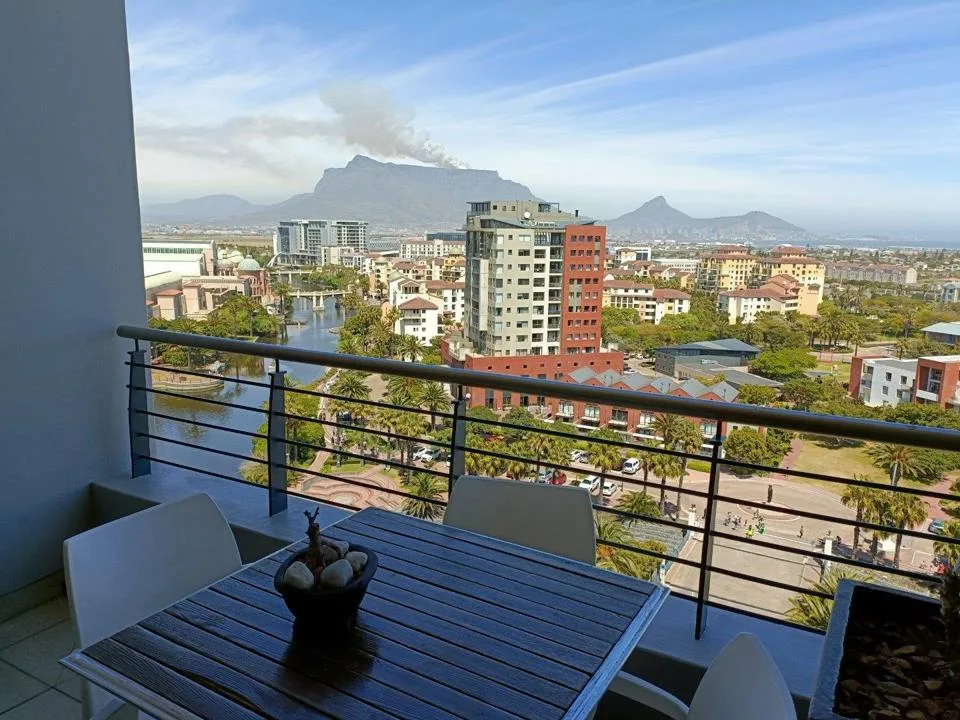 2 Bedroom Apartment / flat to rent in Century City