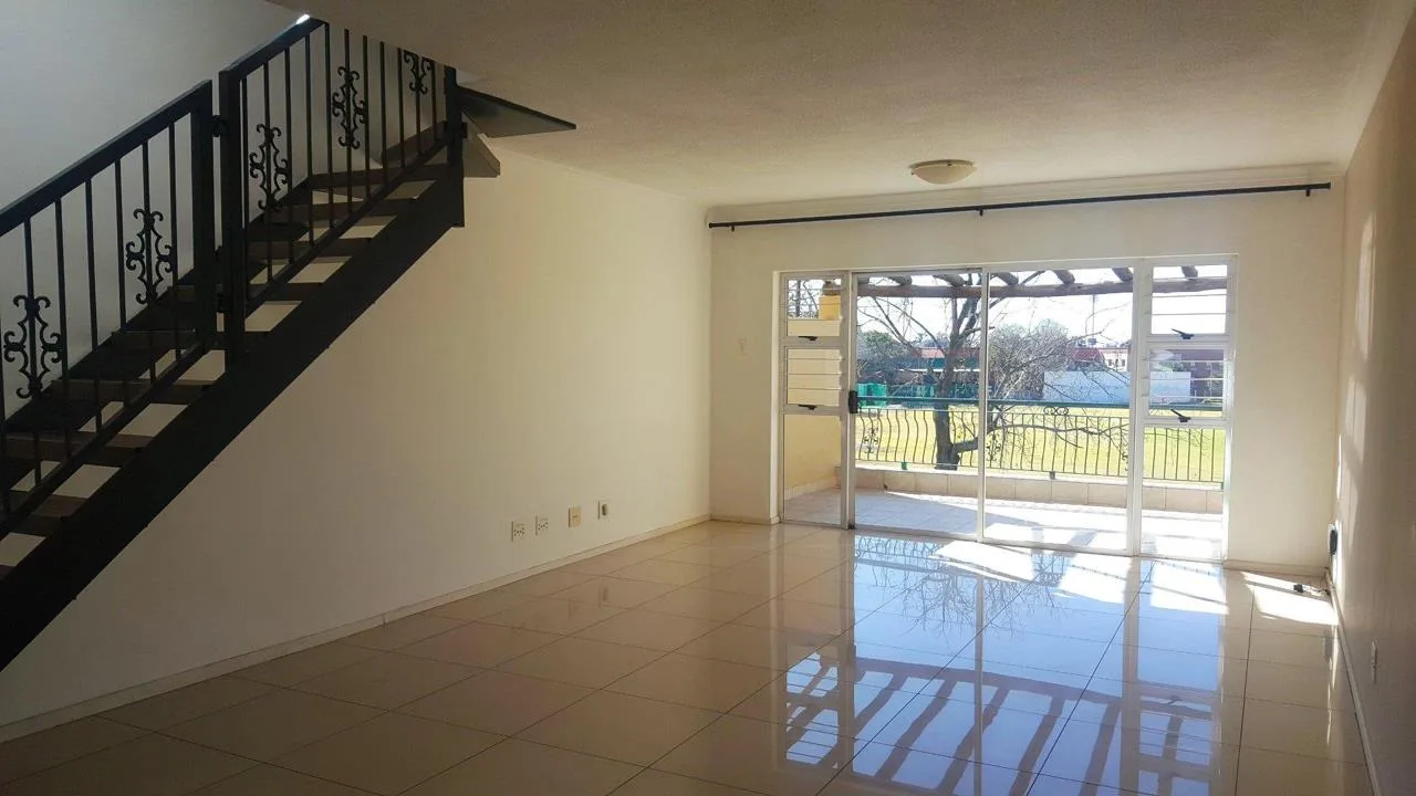 2 Bedroom Apartment / flat to rent in Illovo