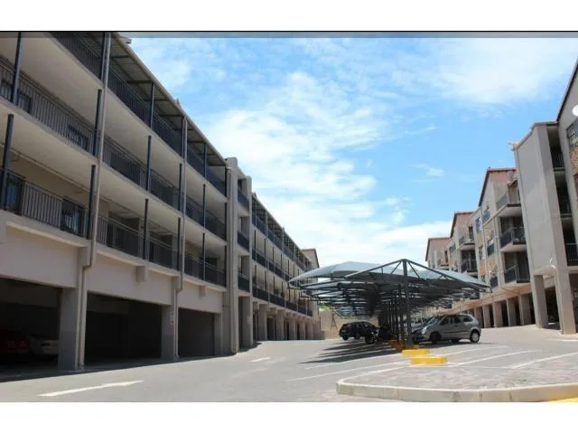 2 Bedroom Apartment / flat to rent in Florida