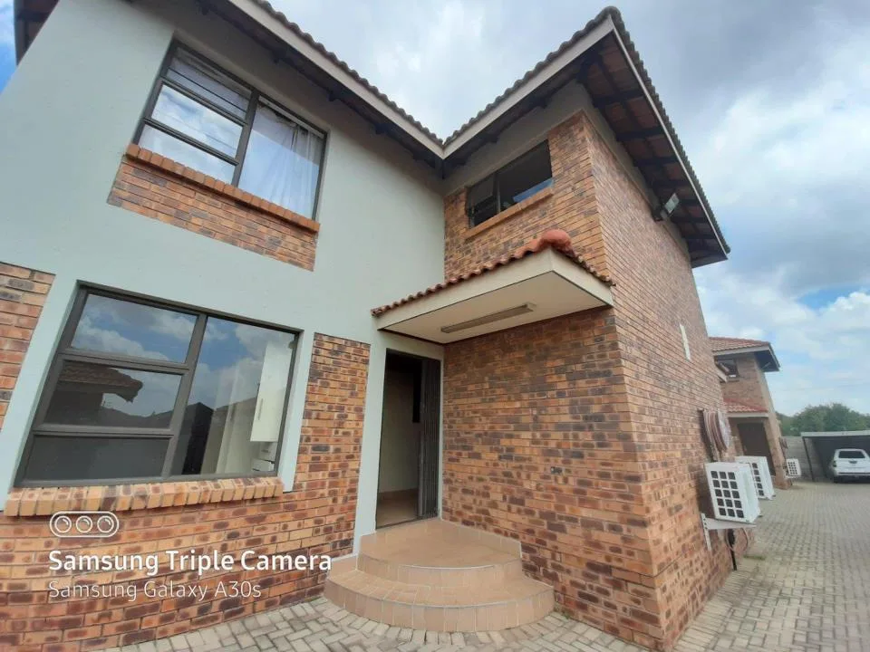 2 Bedroom Apartment / flat to rent in Secunda