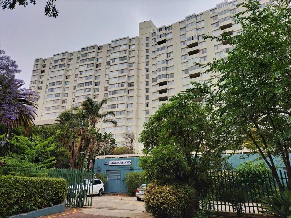 1.5 Bedroom Apartment / flat to rent in Bedford Gardens