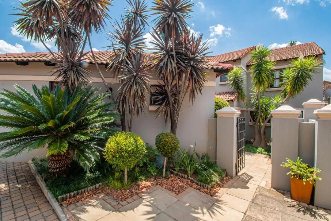 3 Bedroom Townhouse to rent in Boardwalk Manor