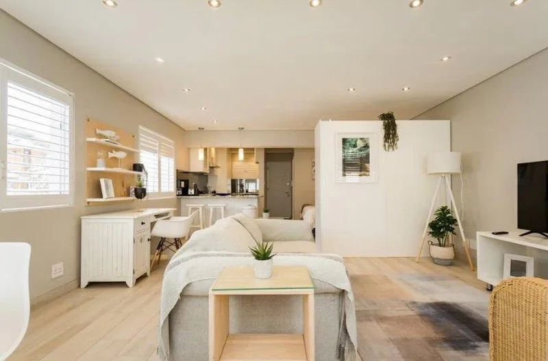 Apartment / flat to rent in Sea Point