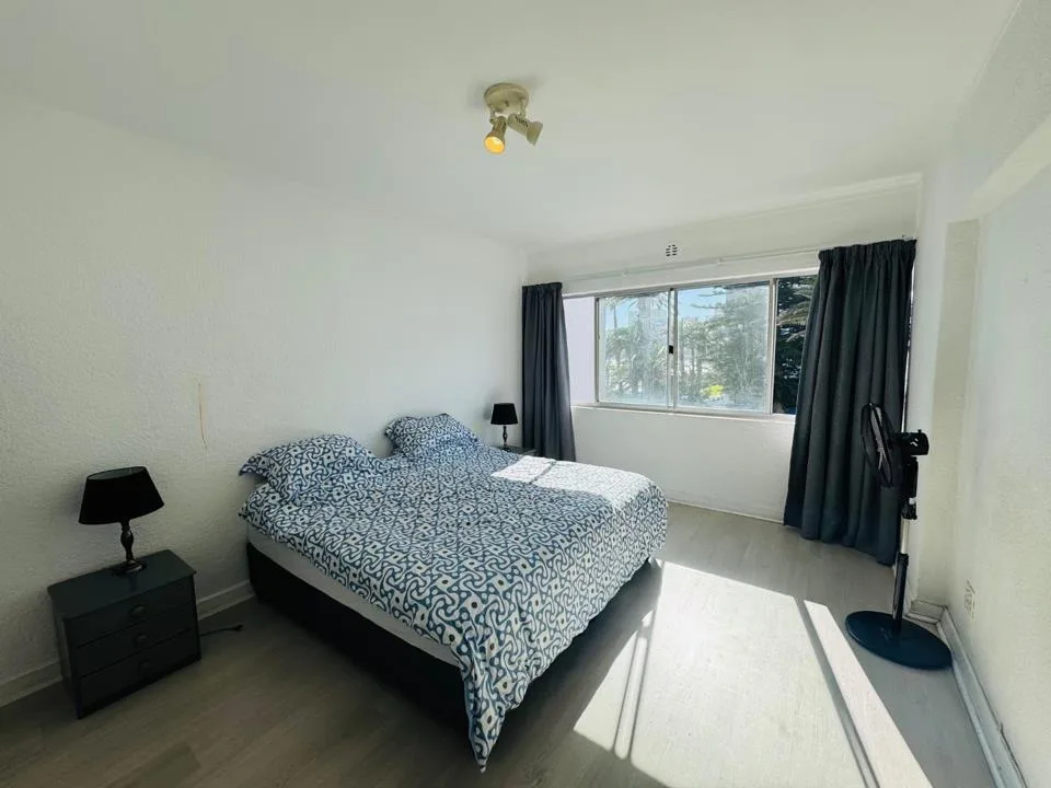 2 Bedroom Apartment / flat to rent in Sea Point