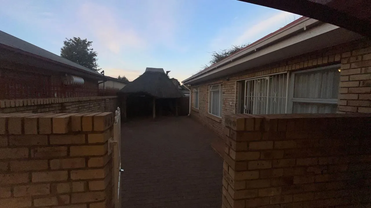 4 Bedroom House to rent in Kuruman