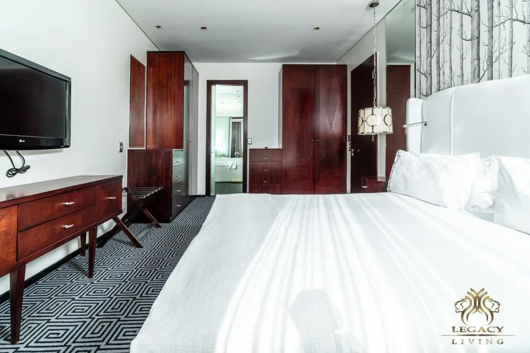 3 Bedroom Apartment / flat to rent in Sandton Central