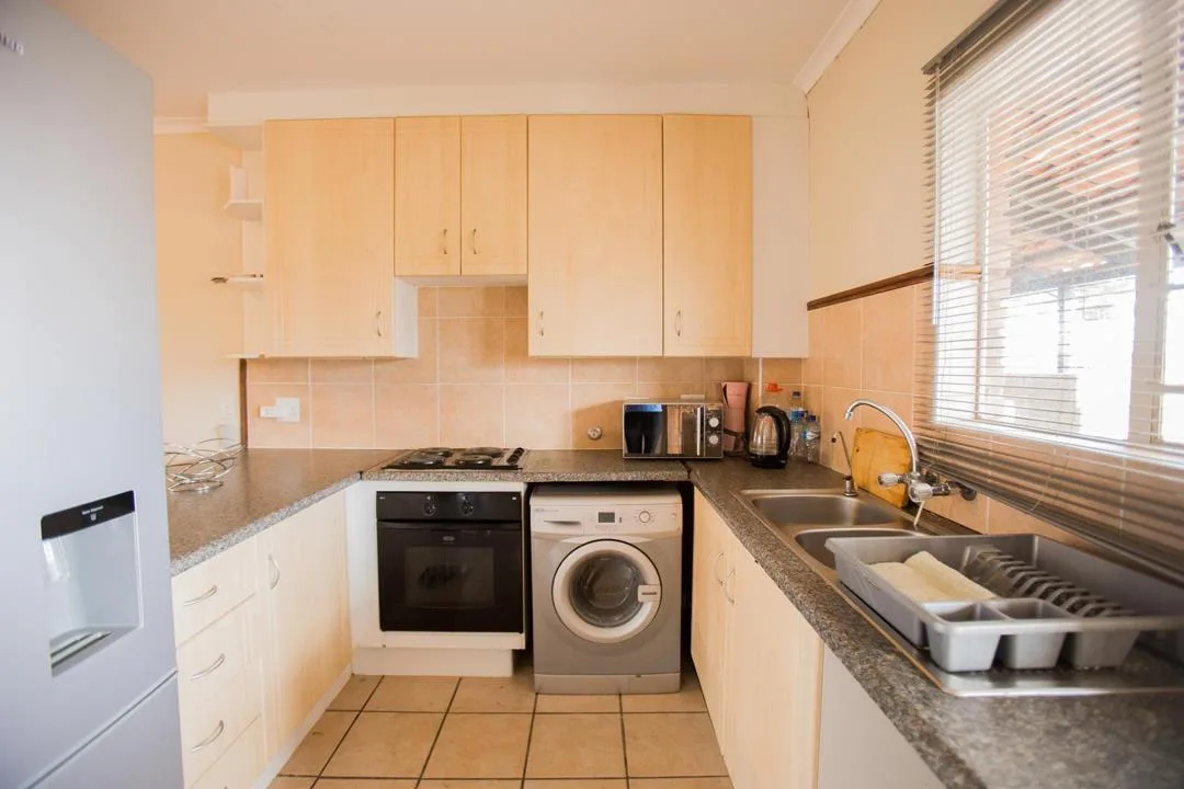 2 Bedroom Townhouse to rent in Mooikloof Ridge