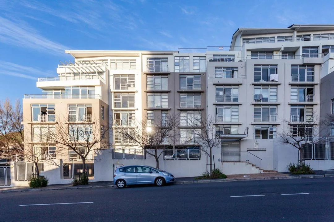 0.5 Bedroom Apartment / flat to rent in Gardens