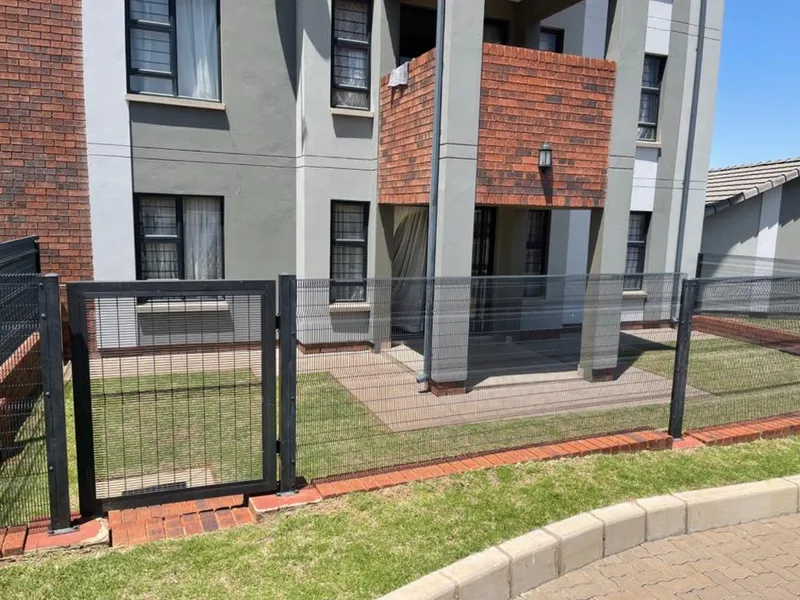 2 Bedroom Apartment / flat to rent in Amberfield