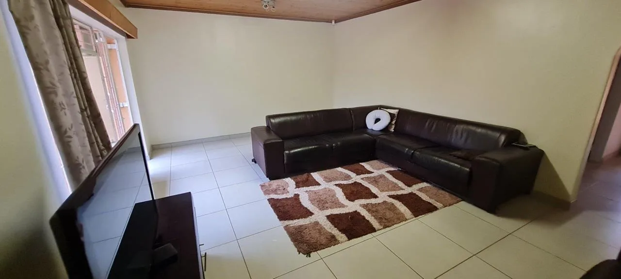 4 Bedroom House to rent in Royldene
