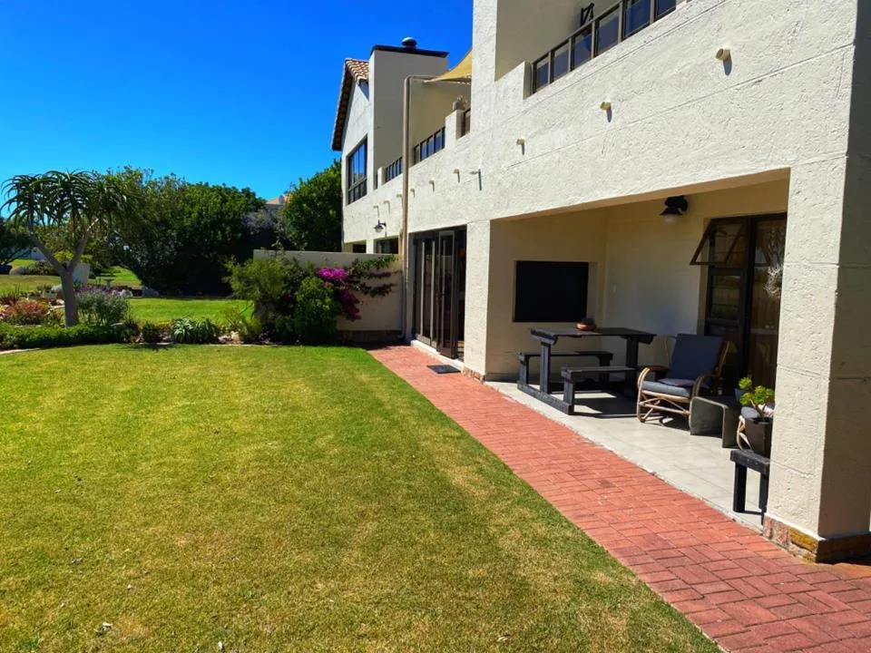3 Bedroom House to rent in Mossel Bay Golf Estate