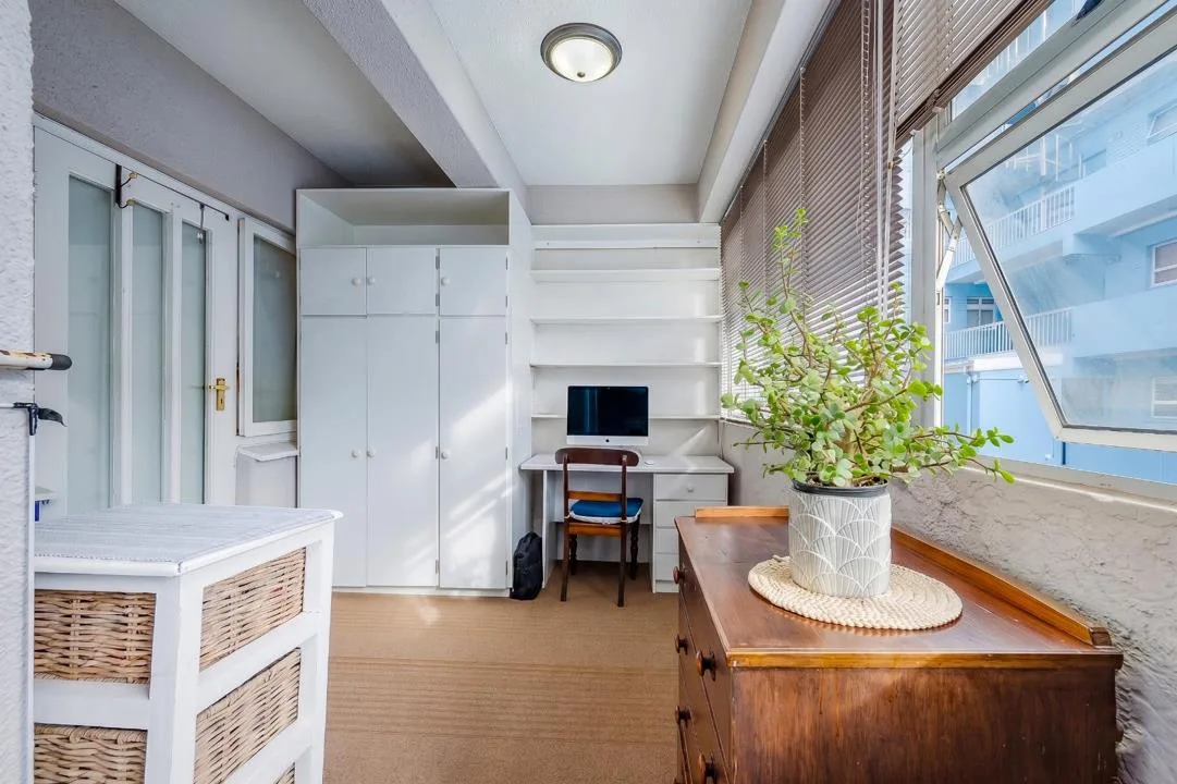 1 Bedroom Apartment / flat to rent in Strand North