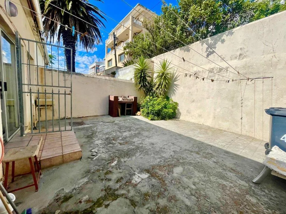 2 Bedroom House to rent in Walmer Estate