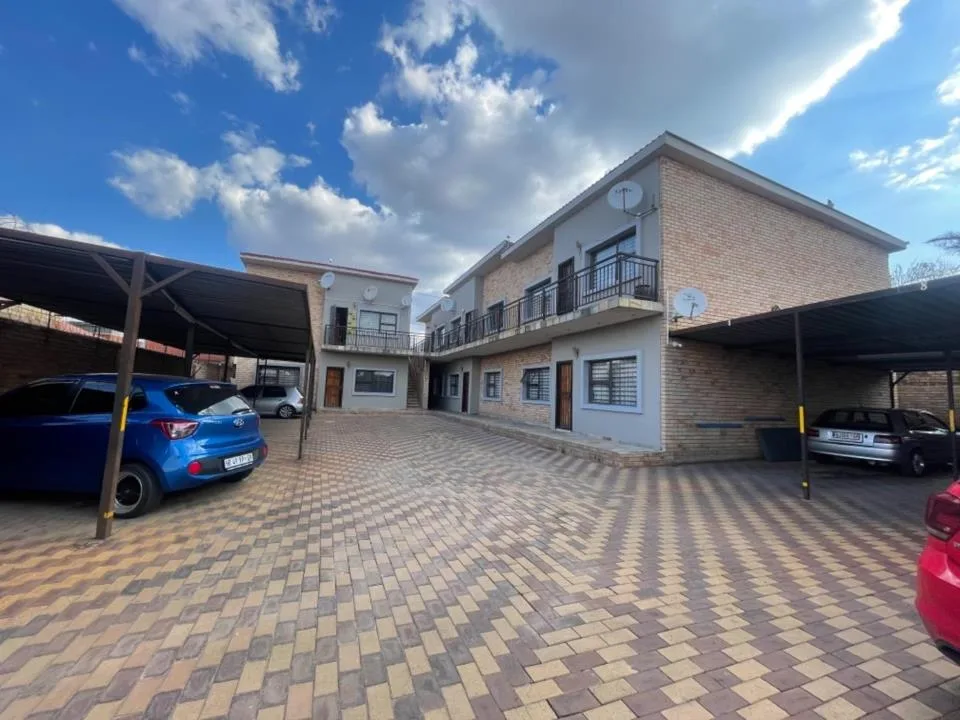 2 Bedroom Apartment / flat to rent in Lenasia Ext 13