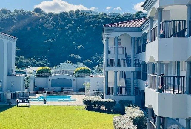 3 Bedroom Apartment / flat to rent in Upper Robberg