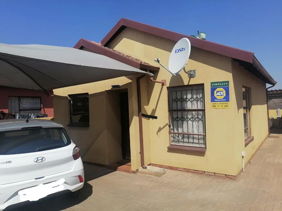 2 Bedroom House to rent in Soshanguve East