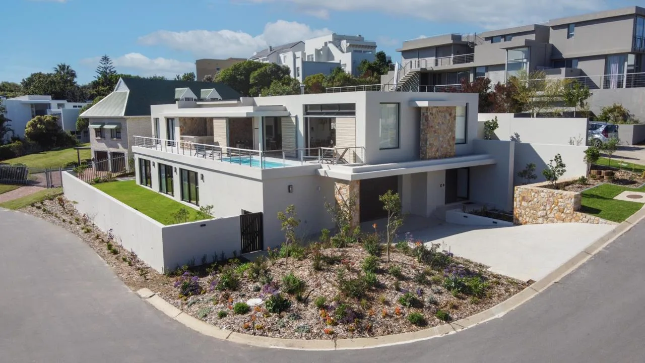 5 Bedroom House to rent in Seaside Longships