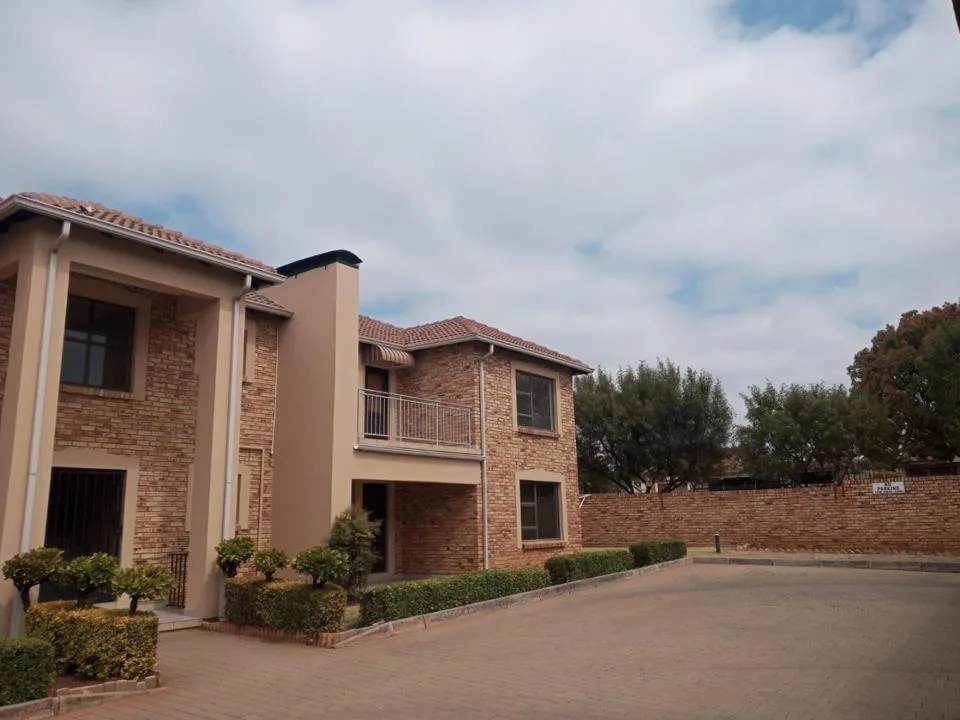 2 Bedroom Apartment / flat to rent in Randpoort