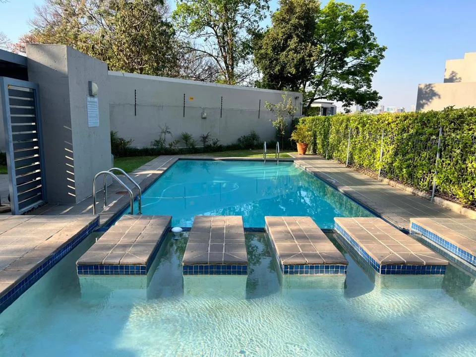2 Bedroom Apartment / flat to rent in Hurlingham Manor