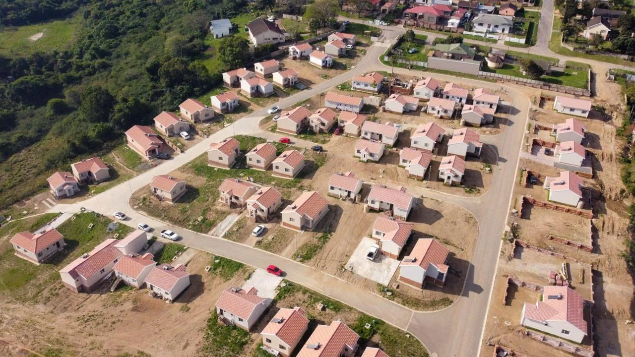 2 Bedroom Townhouse for sale in Amalinda