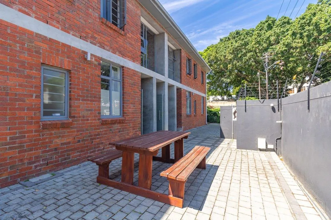 5 Bedroom Apartment / flat to rent in Rosebank