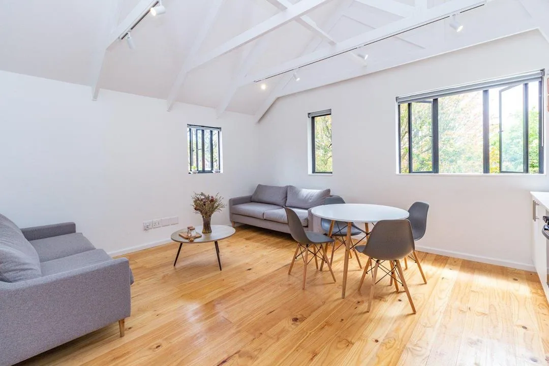 5 Bedroom Apartment / flat to rent in Rosebank