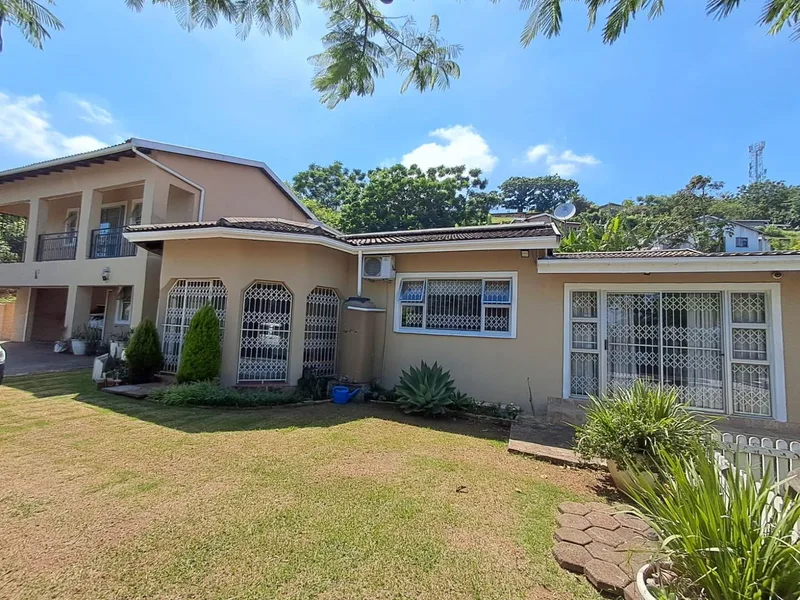 4 Bedroom House in Effingham