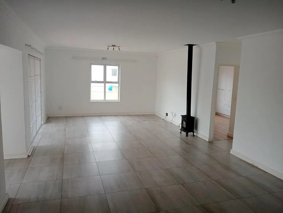 3 Bedroom House to rent in Sunningdale