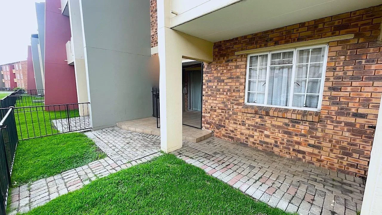 2 Bedroom Apartment / flat to rent in Comet
