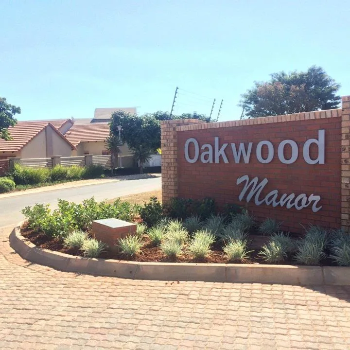 2 Bedroom Townhouse to rent in Bendor