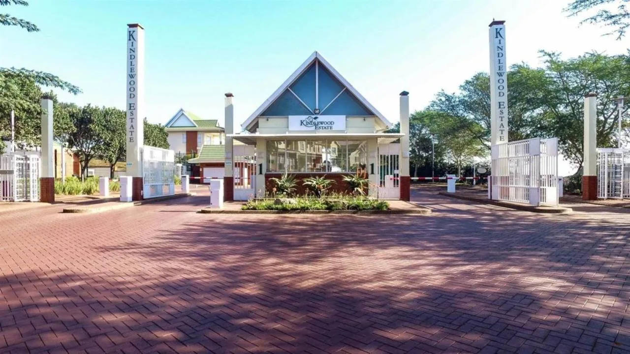 3 Bedroom Townhouse for sale in Kindlewood Estate