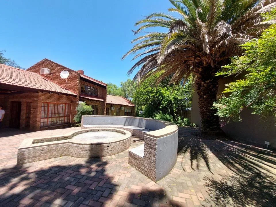 5 Bedroom House for sale in Secunda