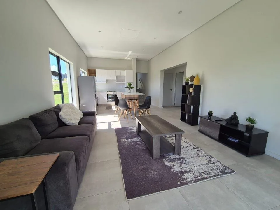 3 Bedroom House for sale in Hayfields