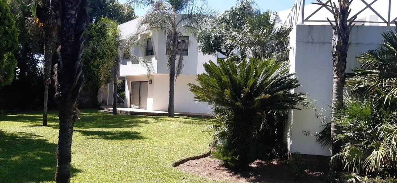 6 Bedroom House for sale in Parys