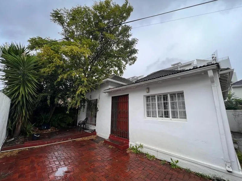 4 Bedroom House to rent in Rondebosch