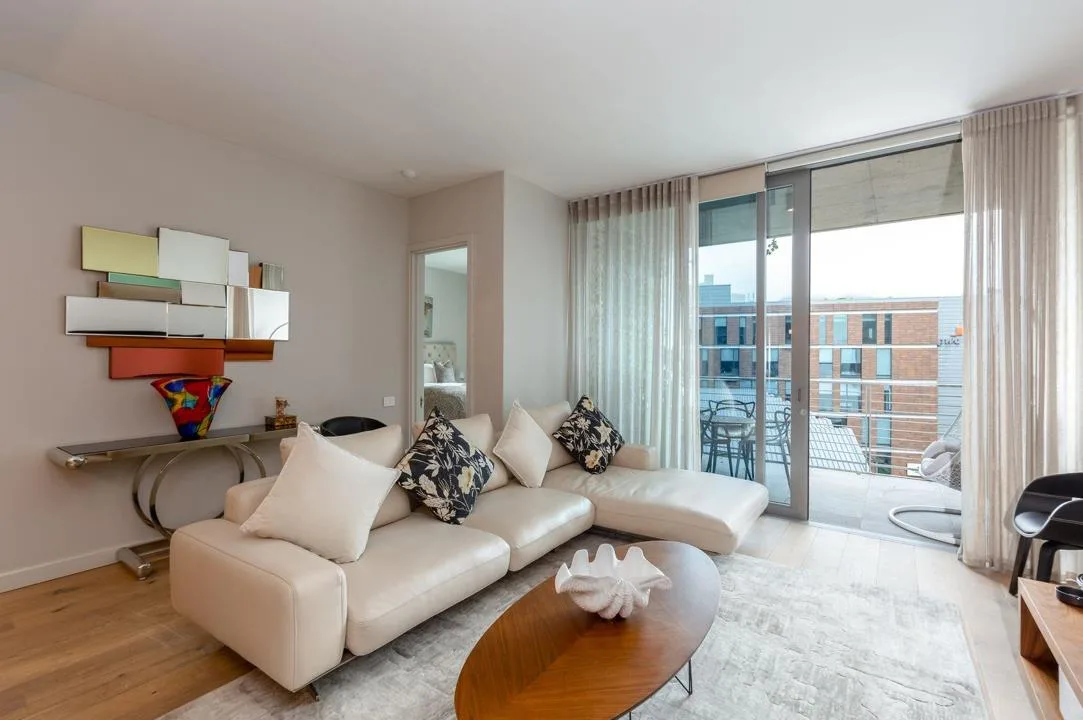 1 Bedroom Apartment / flat to rent in Waterfront