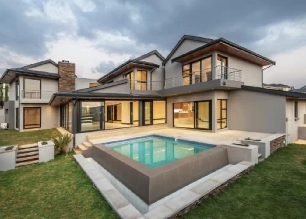 5 Bedroom House to rent in Waterfall Country Village