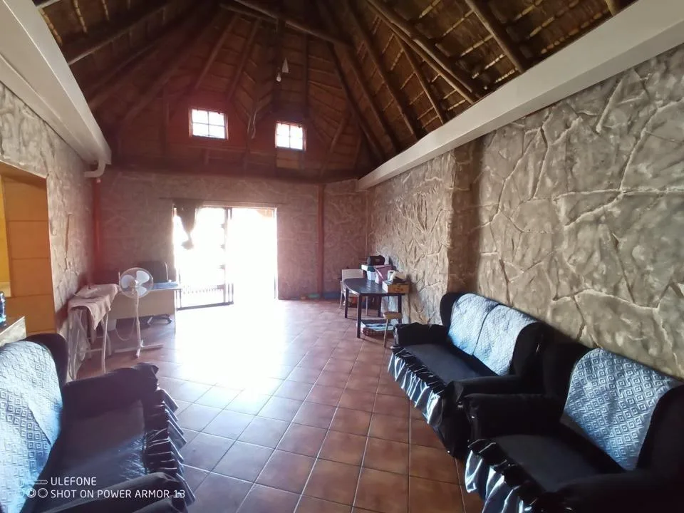 4 Bedroom House for sale in Kathu