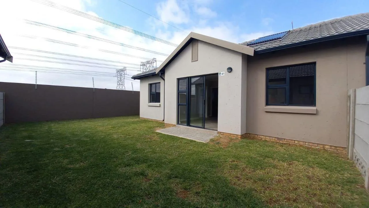 3 Bedroom Townhouse to rent in Albertsdal