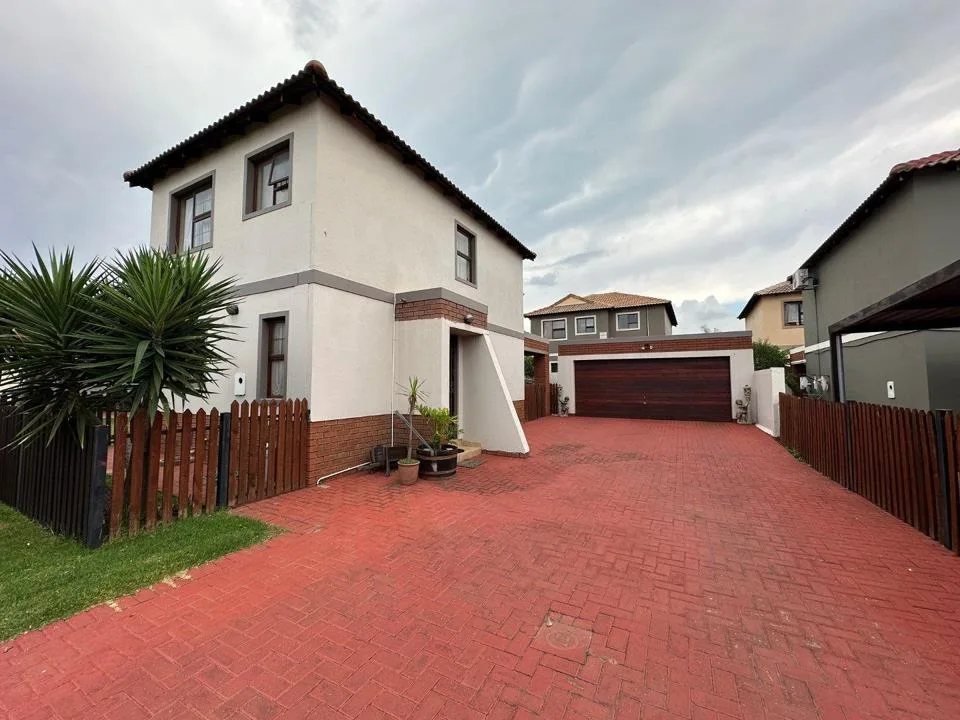 2 Bedroom House to rent in Meyersig Lifestyle Estate