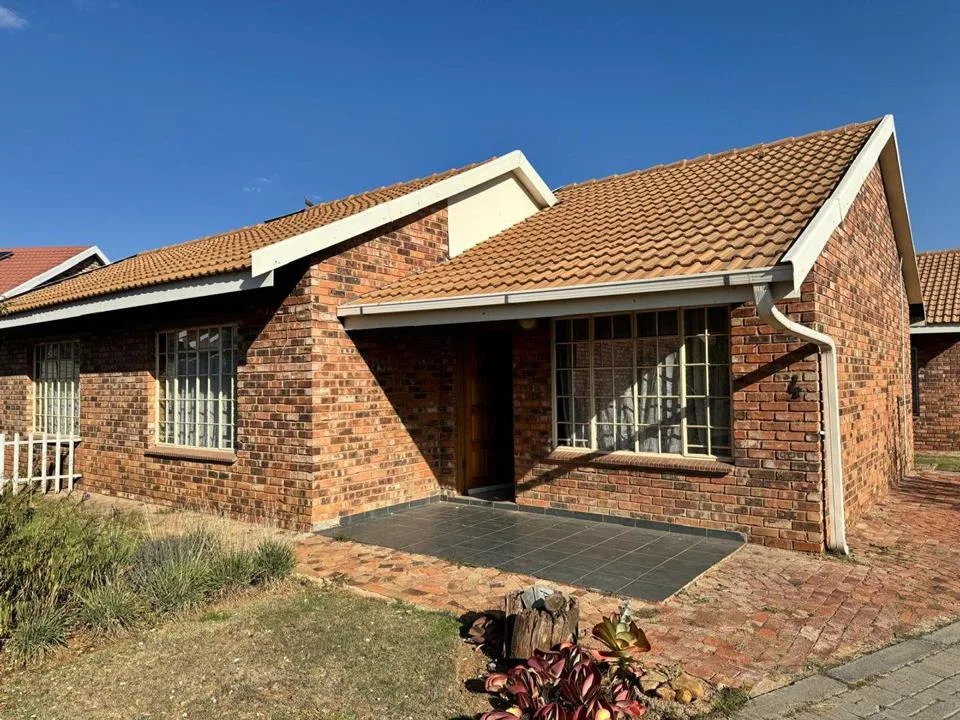 2 Bedroom Townhouse to rent in Parys
