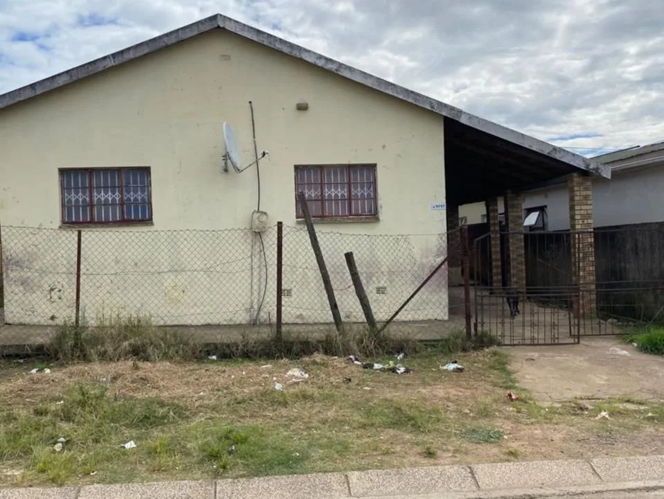 3 Bedroom House for sale in Ngangelizwe