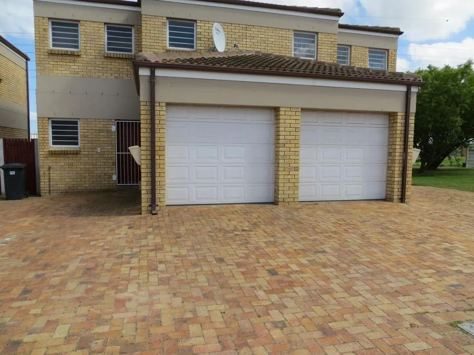 3 Bedroom House to rent in Protea Heights